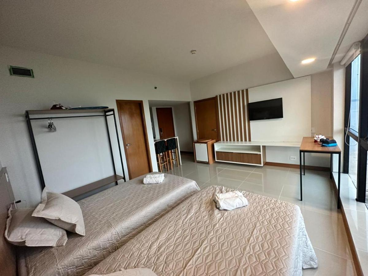 Tropical Executive Flat 918