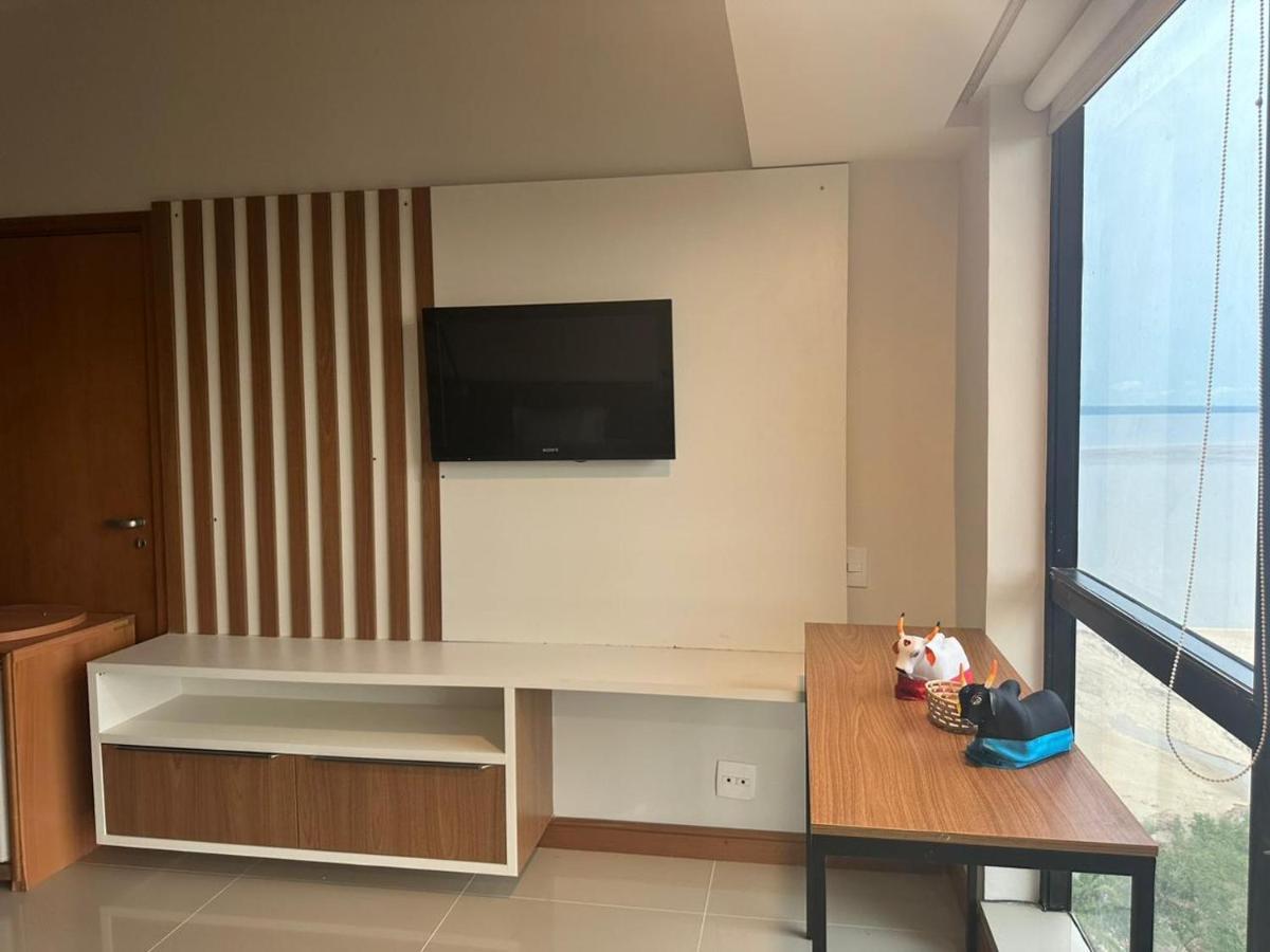 Tropical Executive Flat 918